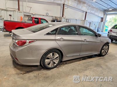 Trzecie zdjęcie samochodu z tyłu: 2013 HYUNDAI ELANTRA LIMITED VIN:KMHEC4A40DA095239 - miniatura