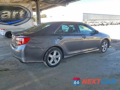 Trzecie zdjęcie samochodu z tyłu: 2014 TOYOTA CAMRY SE VIN:4T1BF1FK9EU357176 - miniatura