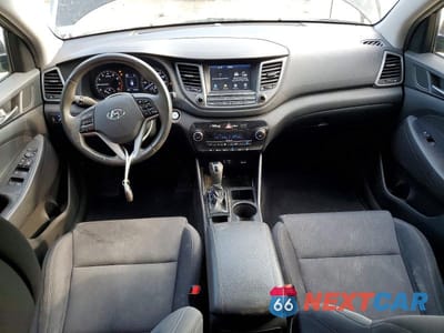 Zdjęcie 8 z 13 samochodu: 2018 HYUNDAI TUCSON VALUE VIN:KM8J33A26JU631726 - miniatura
