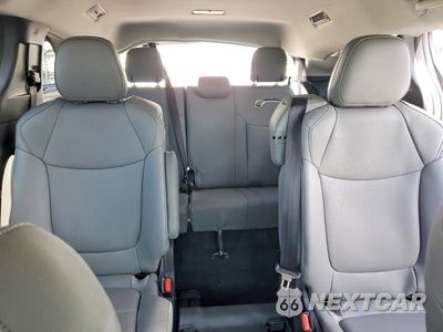 Zdjęcie 10 z 13 samochodu: 2026 TOYOTA SIENNA XLE 8-PASSENGER VIN:5TDYRKEC4TS307907 - miniatura