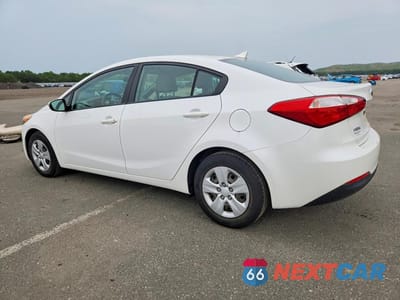 Drugie zdjęcie samochodu z przodu: 2016 KIA FORTE LX VIN:KNAFX4A60G5501559 - miniatura