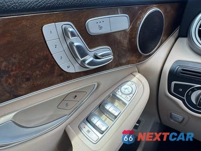 Zdjęcie 10 z 11 samochodu: 2017 MERCEDES-BENZ GLC 300 4MATIC VIN:WDC0G4KB7HF242188 - miniatura