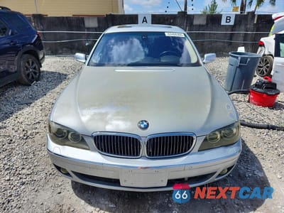 Piąte zdjęcie samochodu w środku: 2006 BMW 750 LI VIN:WBAHN83556DT60972 - miniatura