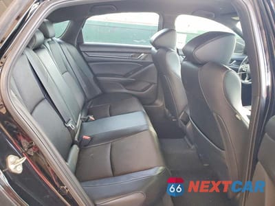 Zdjęcie 10 z 12 samochodu: 2018 HONDA ACCORD SPORT VIN:1HGCV1F35JA068779 - miniatura