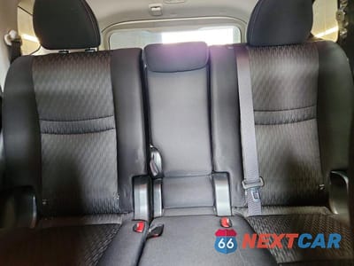 Zdjęcie 10 z 13 samochodu: 2019 NISSAN ROGUE SV VIN:JN8AT2MV0KW390812 - miniatura