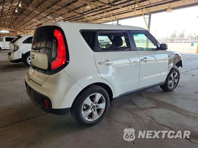 Piąte zdjęcie samochodu w środku: 2019 KIA SOUL BASE VIN:KNDJN2A24K7917339 - miniatura