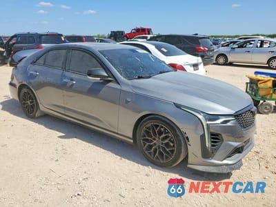Czwarte zdjęcie samochodu z boku: 2020 CADILLAC CT4 LUXURY VIN:1G6DJ5RK1L0149301 - miniatura