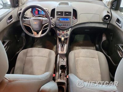 Zdjęcie 8 z 12 samochodu: 2012 CHEVROLET SONIC LS VIN:1G1JA6SHXC4142840 - miniatura