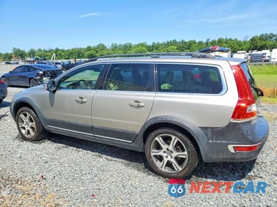 Drugie zdjęcie samochodu z przodu: 2015 VOLVO XC70 T6 PLATINUM VIN:YV4902NM6F1218538 - miniatura