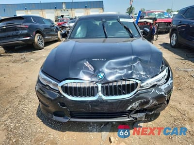 Piąte zdjęcie samochodu w środku: 2022 BMW 330XE VIN:3MW5P9J00N8C65225 - miniatura