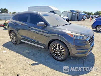 Czwarte zdjęcie samochodu z boku: 2020 HYUNDAI TUCSON SEL VIN:KM8J33AL6LU176064 - miniatura