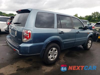Trzecie zdjęcie samochodu z tyłu: 2006 HONDA PILOT LX VIN:2HKYF18196H536624 - miniatura