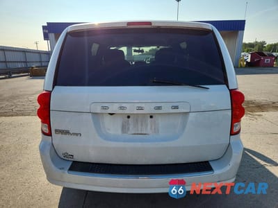 Zdjęcie 6 z 13 samochodu: 2018 DODGE GRAND CARAVAN SE VIN:2C4RDGBG5JR135447 - miniatura