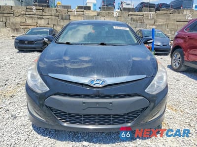 Piąte zdjęcie samochodu w środku: 2015 HYUNDAI SONATA HYBRID LIMITED VIN:KMHEC4A47FA136033 - miniatura