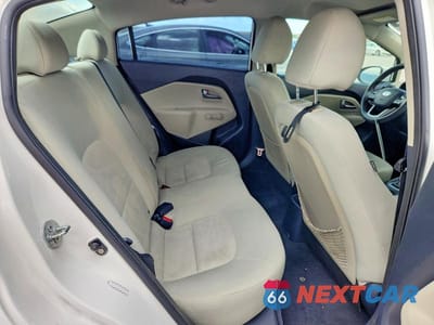 Zdjęcie 10 z 13 samochodu: 2012 KIA RIO LX VIN:KNADM4A37C6061009 - miniatura