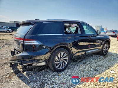 Trzecie zdjęcie samochodu z tyłu: 2026 LINCOLN AVIATOR VIN:5LM5J6XC0TGL04813 - miniatura