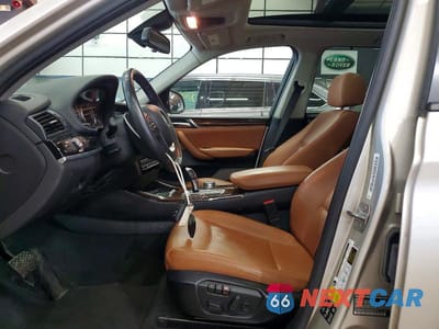 Zdjęcie 7 z 13 samochodu: 2015 BMW X3 XDRIVE28I VIN:5UXWX9C53F0D61914 - miniatura