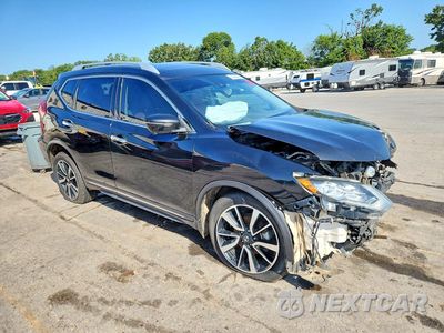 Czwarte zdjęcie samochodu z boku: 2018 NISSAN ROGUE S VIN:JN8AT2MV5JW349185 - miniatura
