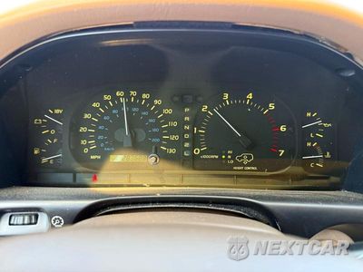 Zdjęcie 8 z 10 samochodu: 1998 LEXUS LX 470 VIN:JT6HT00W9W0023792 - miniatura