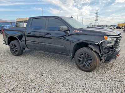 Czwarte zdjęcie samochodu z boku: 2023 CHEVROLET SILVERADO K1500 LT TRAIL BOSS VIN:3GCUDFED3PG149609 - miniatura