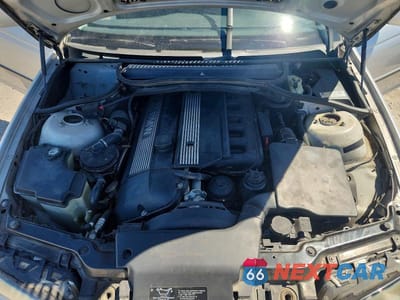 Zdjęcie 11 z 12 samochodu: 2003 BMW 325 I VIN:WBAET37453NJ34952 - miniatura