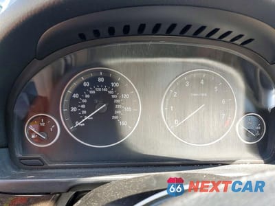 Zdjęcie 9 z 13 samochodu: 2013 BMW 528 XI VIN:WBAXH5C53DD107714 - miniatura