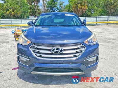 Piąte zdjęcie samochodu w środku: 2017 HYUNDAI SANTA FE SPORT 2.4L VIN:5NMZU3LBXHH037188 - miniatura