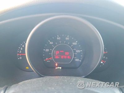 Zdjęcie 9 z 12 samochodu: 2017 KIA SOUL BASE VIN:KNDJN2A26H7450384 - miniatura