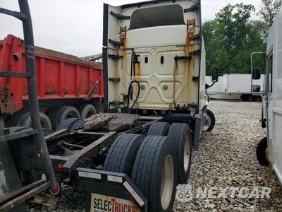 Zdjęcie 6 z 13 samochodu: 2018 FREIGHTLINER CASCADIA 113 SEMI TRUCK VIN:3AKJGHDV0JSKA5475 - miniatura