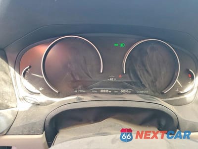 Zdjęcie 9 z 12 samochodu: 2019 BMW 330I VIN:WBA5R1C52KAJ98549 - miniatura