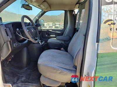 Zdjęcie 7 z 12 samochodu: 2013 CHEVROLET EXPRESS 2500 CARGO DELIVERY VAN VIN:1GCWGFCAXD1108722 - miniatura
