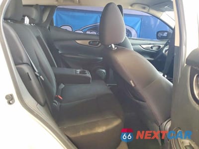 Zdjęcie 10 z 12 samochodu: 2021 NISSAN ROGUE SPORT S VIN:JN1BJ1AW6MW420494 - miniatura