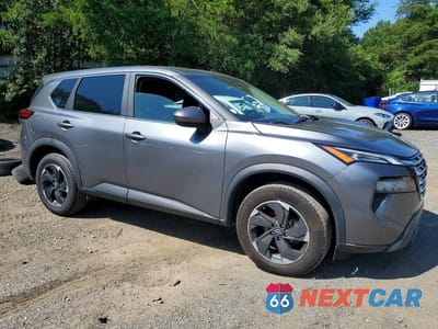 Czwarte zdjęcie samochodu z boku: 2024 NISSAN ROGUE SV VIN:5N1BT3BB5RC700250 - miniatura