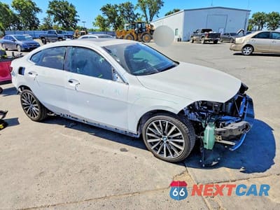 Czwarte zdjęcie samochodu z boku: 2021 BMW 228XI VIN:WBA73AK00M7G52204 - miniatura