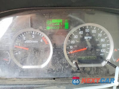 Zdjęcie 9 z 13 samochodu: 2013 ISUZU NPR HD - DELIVERY VAN VIN:JALB4T176D7W00009 - miniatura