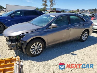 2016 TOYOTA CAMRY LE 4T4BF1FK3GR579530 - główne zdjęcie licytacji z USA - miniatura