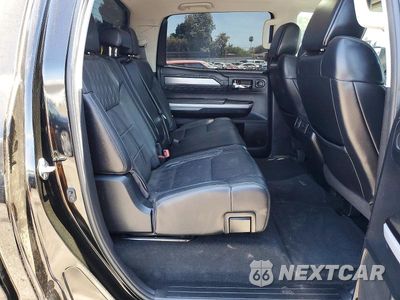 Zdjęcie 10 z 12 samochodu: 2018 TOYOTA TUNDRA PLATINUM VIN:5TFAY5F11JX742636 - miniatura
