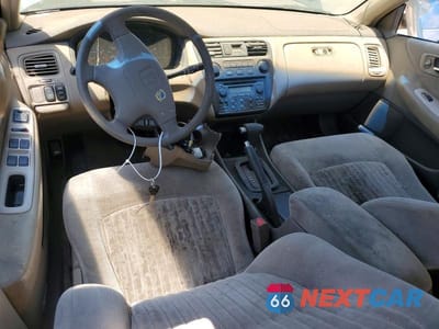 Zdjęcie 8 z 12 samochodu: 1998 HONDA ACCORD EX VIN:1HGCG6670WA083367 - miniatura