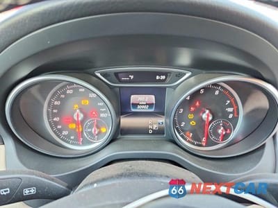 Zdjęcie 9 z 12 samochodu: 2020 MERCEDES-BENZ GLA 250 4MATIC VIN:W1NTG4GB8LU031090 - miniatura