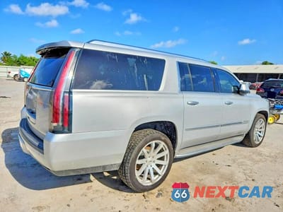 Trzecie zdjęcie samochodu z tyłu: 2015 CADILLAC ESCALADE ESV LUXURY VIN:1GYS3SKJ3FR556724 - miniatura
