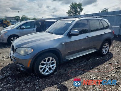 2011 BMW X5 XDRIVE35I 5UXZV4C56BL407019 - główne zdjęcie licytacji z USA - miniatura