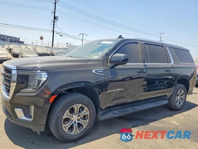 2021 GMC YUKON XL C1500 SLE 1GKS1FKT9MR463311 - główne zdjęcie licytacji z USA - miniatura