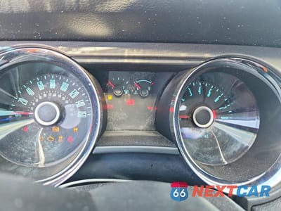 Zdjęcie 9 z 13 samochodu: 2014 FORD MUSTANG VIN:1ZVBP8AM7E5294671 - miniatura