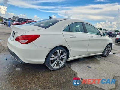 Trzecie zdjęcie samochodu z tyłu: 2018 MERCEDES-BENZ CLA VIN:WDDSJ4EB0JN525626 - miniatura