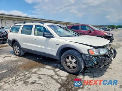 Czwarte zdjęcie samochodu z boku: 2002 VOLVO V70 XC VIN:YV1SZ58D421056792 - miniatura