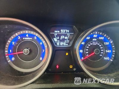 Zdjęcie 9 z 12 samochodu: 2015 HYUNDAI ELANTRA LIMITED VIN:KMHDH4AE8FU222908 - miniatura