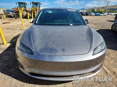 Piąte zdjęcie samochodu w środku: 2025 TESLA MODEL 3 VIN:5YJ3E1EB0SF996757 - miniatura