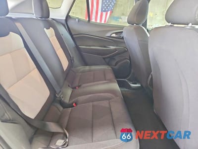 Zdjęcie 11 z 13 samochodu: 2024 CHEVROLET TRAX LS VIN:KL77LFE20RC121560 - miniatura