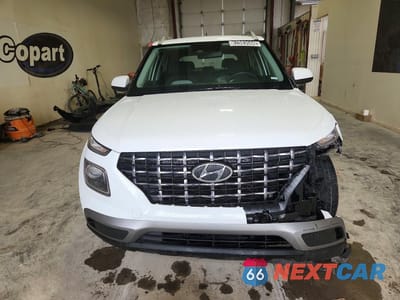 Piąte zdjęcie samochodu w środku: 2025 HYUNDAI VENUE SEL VIN:KMHRC8A35SU370406 - miniatura
