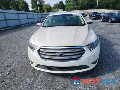 Piąte zdjęcie samochodu w środku: 2018 FORD TAURUS SEL VIN:1FAHP2E81JG108764 - miniatura